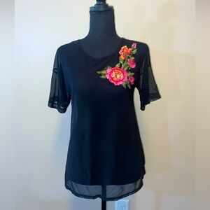 Black Y2K women’s T-shirt Mesh overlay and embroidered Flowers Size Small